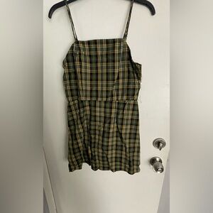 No Boundaries Green and Yellow Plaid Jumper